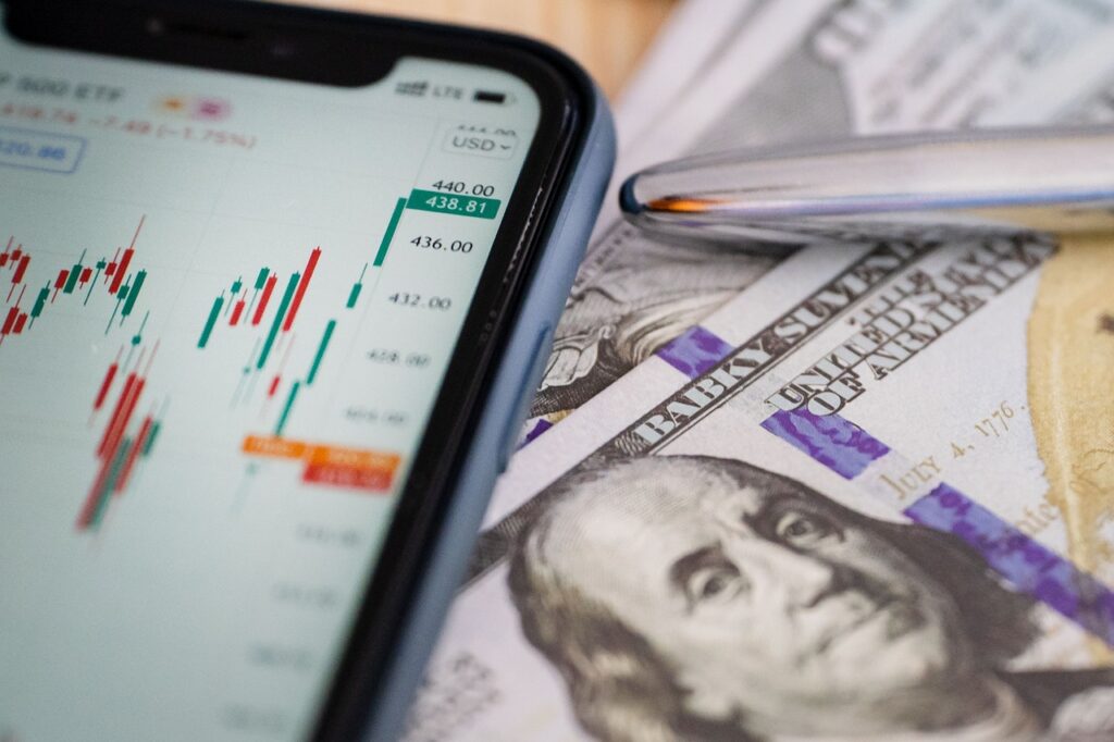 2025 рік приніс чимало напружених моментів для світової економіки