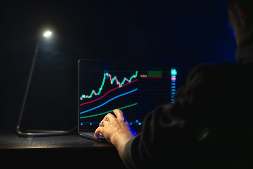 USD1 vs Tether/USDC: чи може WLFI витіснити інші стейблкоїни для інституційних інвесторів?